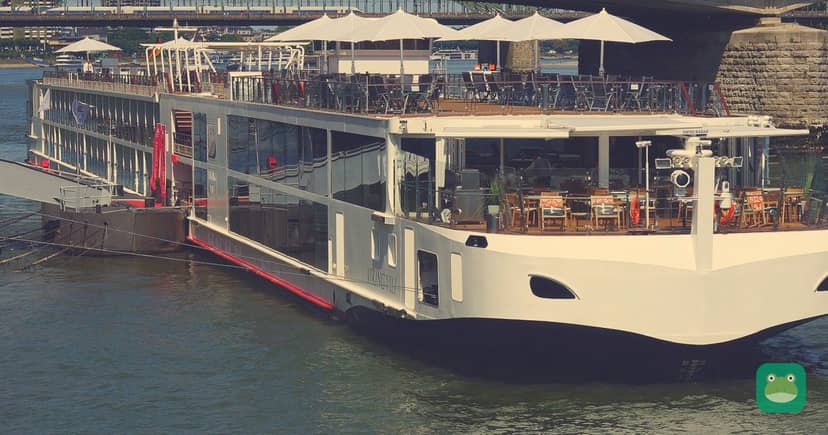 Representative photo: sister Viking Longship Viking Vili in Cologne in 2015; Viking Rota shares the same Longship design