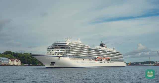 Viking Mira arriving in Stavanger, 2026