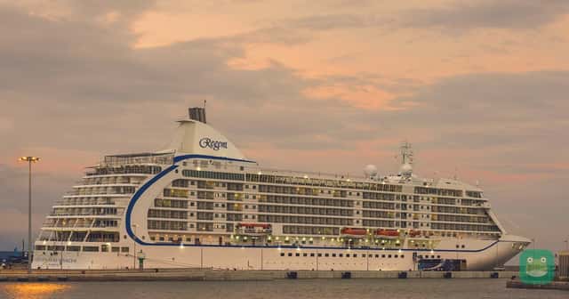 Seven Seas Voyager