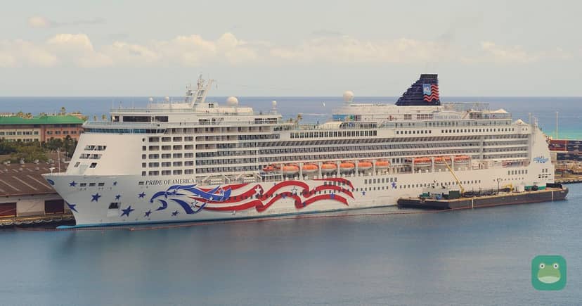 Pride of America seen from Aloha Tower, Honolulu, May 2010