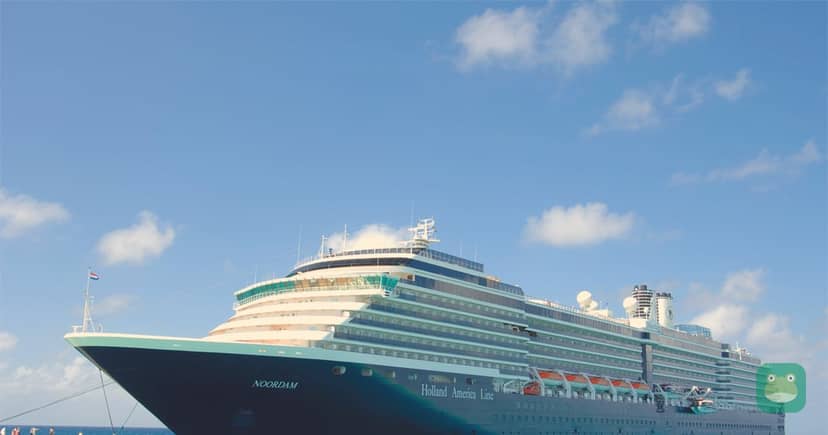 Noordam at Grand Turk, Turks and Caicos, March 2007