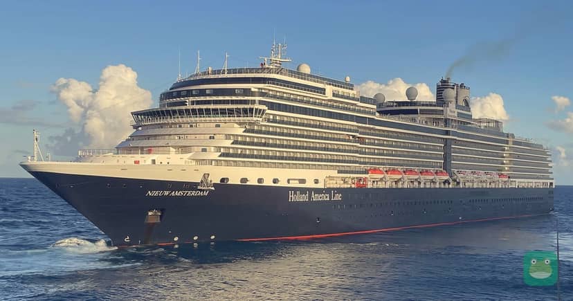 Nieuw Amsterdam departing Costa Maya, Mexico, January 2025