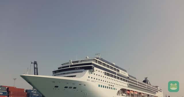 MSC Lirica