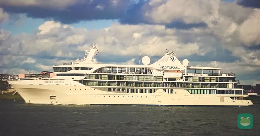 Silver Origin leaving the shipyard, 2020