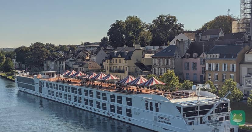 S.S. Joie de Vivre on the Seine at Mantes-la-Jolie, France, 2021